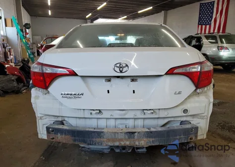 2015 Toyota Corolla L z USA, uszkodzony, nr VIN 5YFBURHE5FP308149
